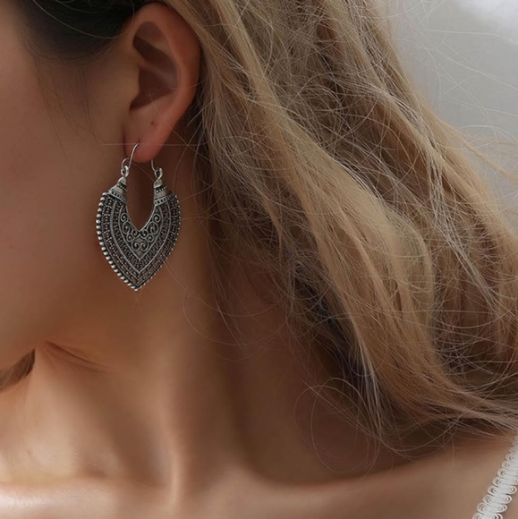 Big Filigree Heart Hoop Earrings Silver Bohemian Tribal Indie Boho Huggie Hoops - Picture 2 of 8